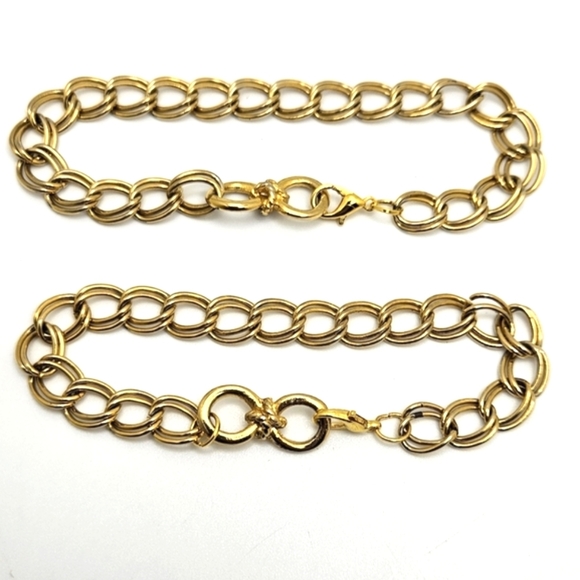 ๐๏ธ FREE ADD ON Gorgeous Simple Gold Chain Bracelet - Picture 2 of 3